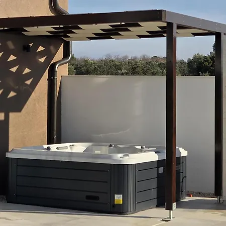 Апартаменты Luxurious In With Sauna *