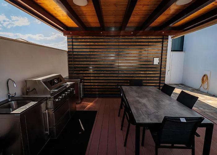 Апартаменты Luxurious In With Sauna *