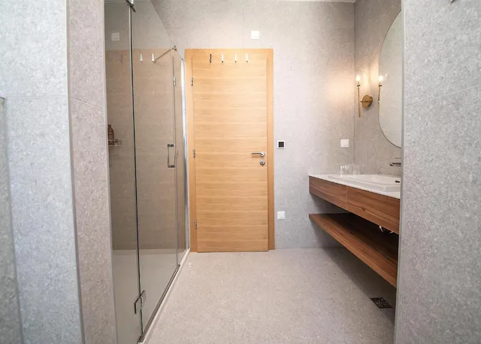 Апартаменты Luxurious In With Sauna *