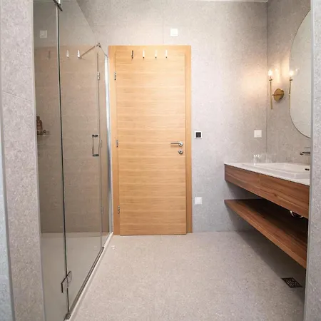 Apartamento Lovely In With Sauna *
