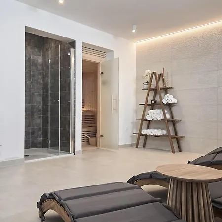 Luxurious In With Sauna